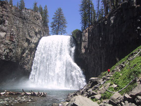 Rainbow Falls at Devils Postpile National Monument