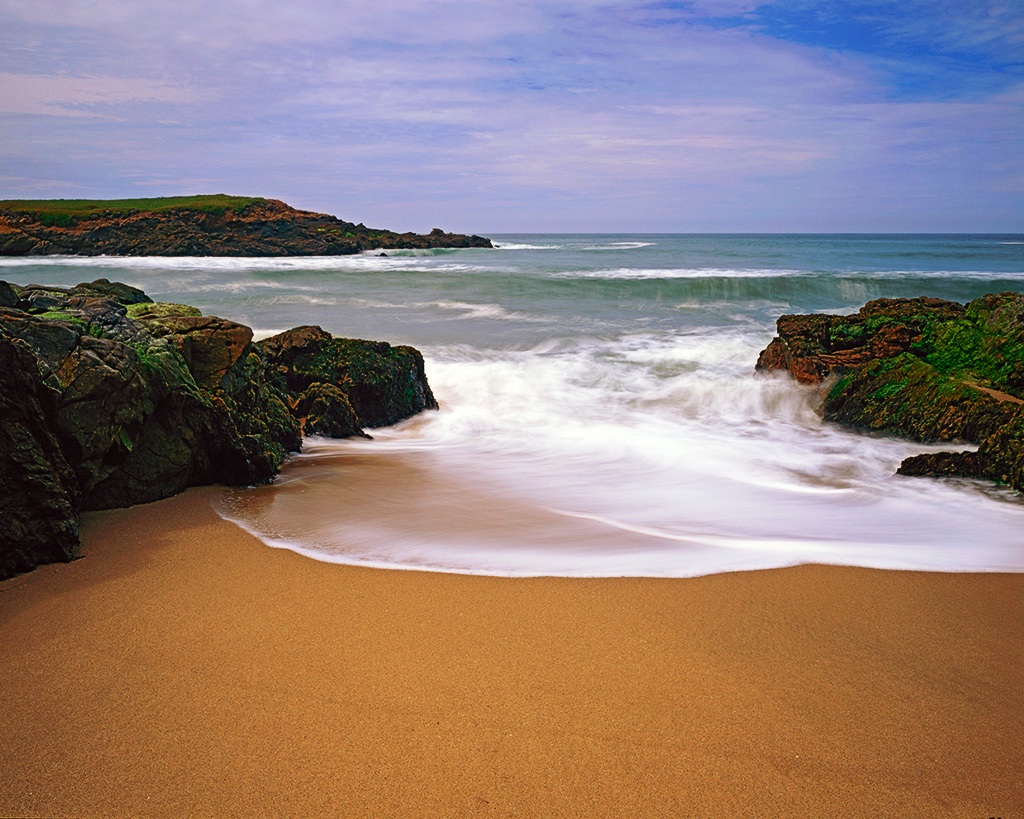 Bean Hollow State Beach Park in Pescadero, California