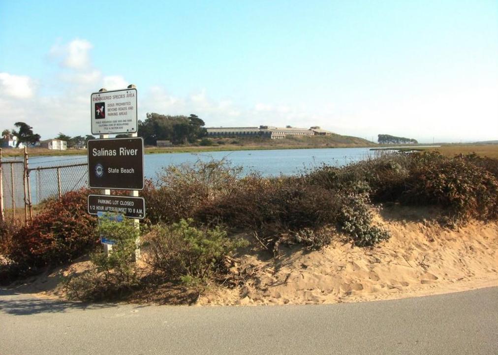 Entrace of Salinas River State Beach in Moss 
        Landing, California